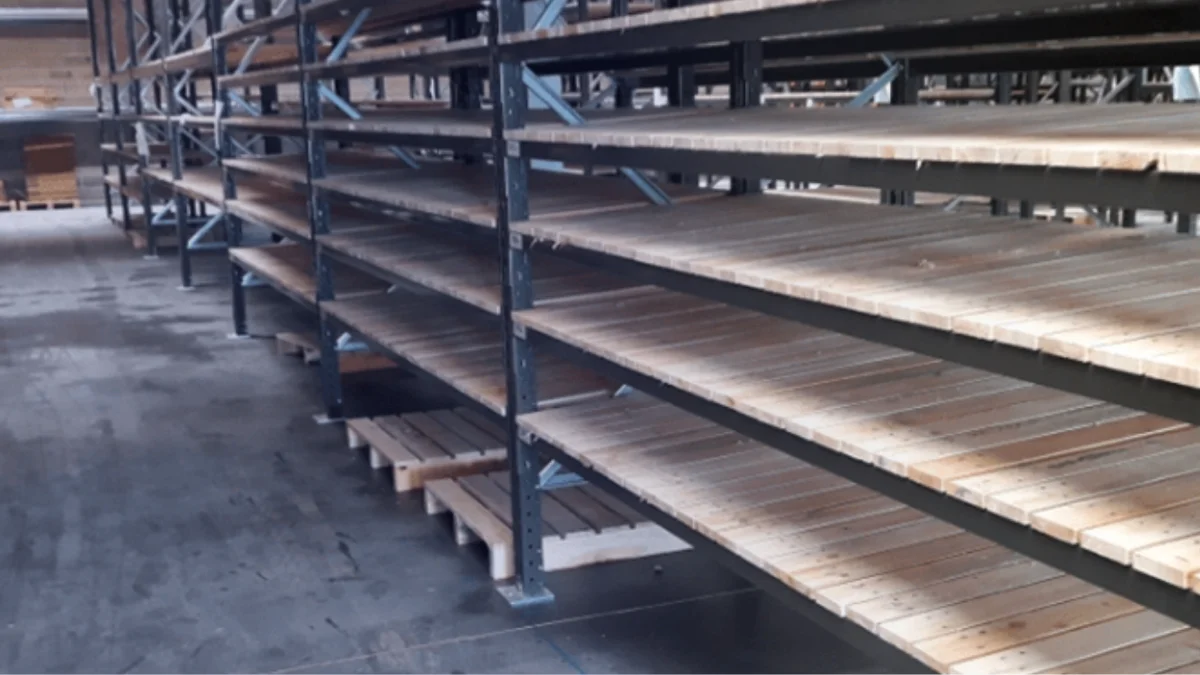 Plateaux et platelages bois pour racks